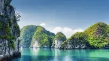 foto montañas de vietnam y camboya dia