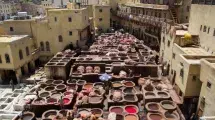Marruecos ciudad fez tintes cuero en calles