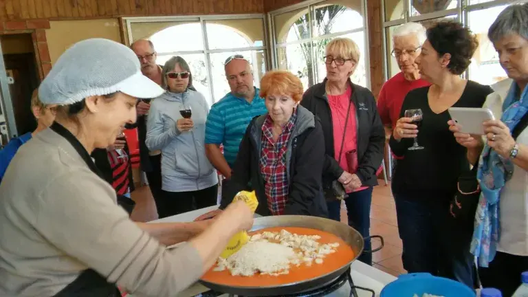 esencias de andalucia demostracion de cocina con invitados en almazara aceite