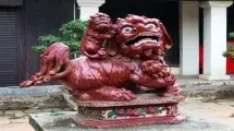 monument statue