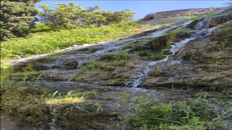 paseo por el pueblo de velez benaudalla