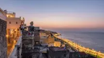 tanger ciudad de marruecos noche con vistas mar